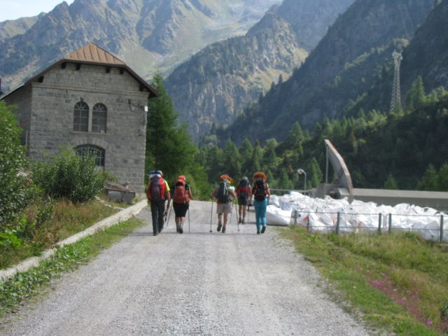 trekkingadamello2062.jpg